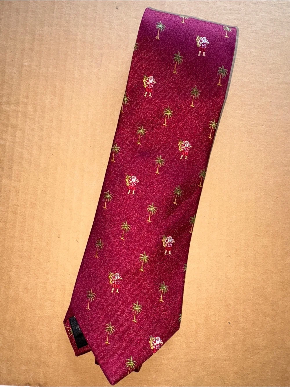 Maroon Tie with palm trees and santa clause 👔 100% Silk